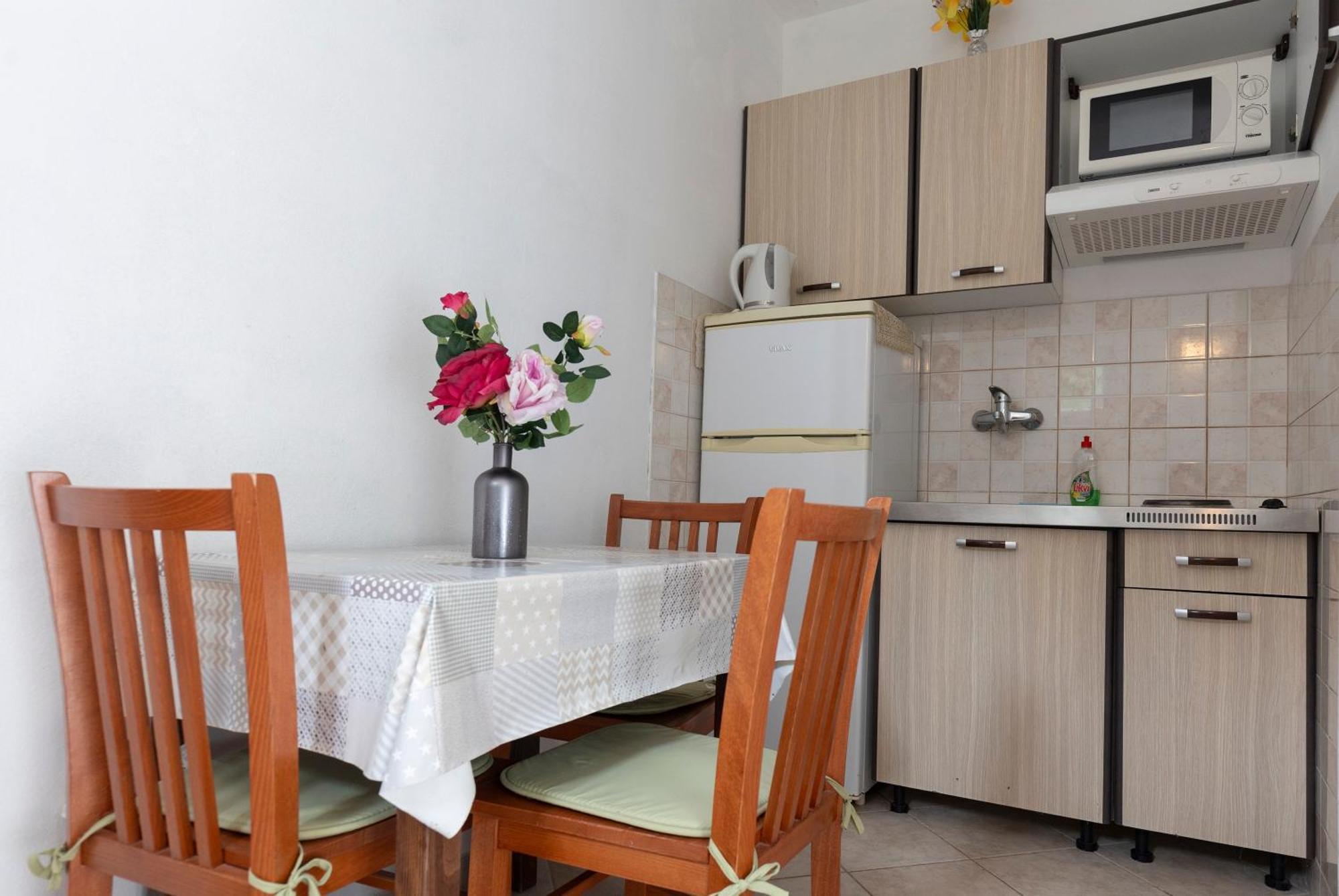 Apartments By The Sea Zuronja, Peljesac - 10137 Brijesta 외부 사진