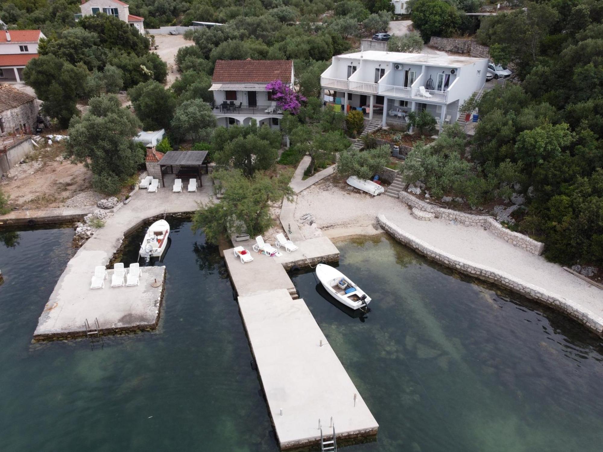 Apartments By The Sea Zuronja, Peljesac - 10137 Brijesta 외부 사진